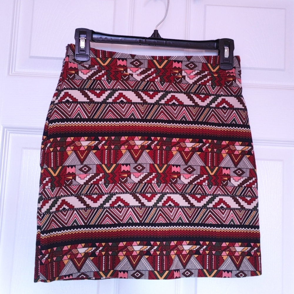 Geometric Pattern Wine Red Pencil Mini Skirt Small